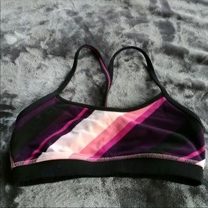Euc lululemon sports bra, size 4